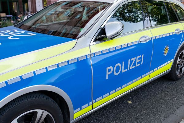 Rüsselsheim: Blauer BMW-Kombi gestohlen Polizei sucht Zeugen