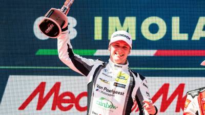 Niederländer Colin Caresani triumphiert erstmals in der DTM Trophy
