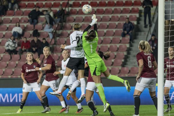 Eintracht Frauen gewinnen in Prag gegen AC Sparta Prag mit 3:0 wir waren live dabei