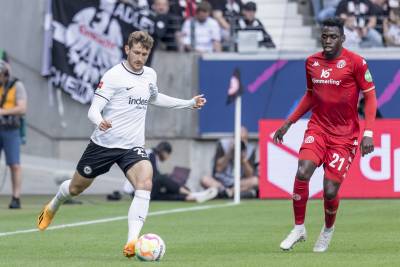 Eintracht Frankfurt gewinnt 3:0 gegen Mainz 05