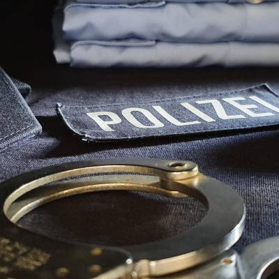 Hessen:  Umfangreiche Ermittlungen führen zu Durchsuchungen und Haftbefehlen