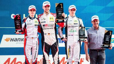 DTM Trophy: Toyota-Pilot Tim Heinemann gewinnt Sonntagsrennen auf dem Lausitzring