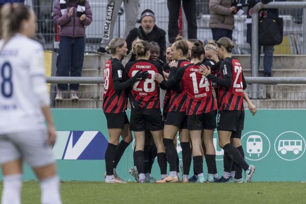 Eintracht Frauen gewinnt gegen Hoffenheim mit 3:1