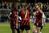 Eintracht Frauen im Pokal Halbfinale nach Sieg gegen Duisburg Endstand 4:1
