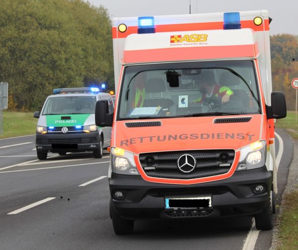 34-jähriger Radfahrer bei Unfall auf der Landstraße bei Dillingen schwer verletzt