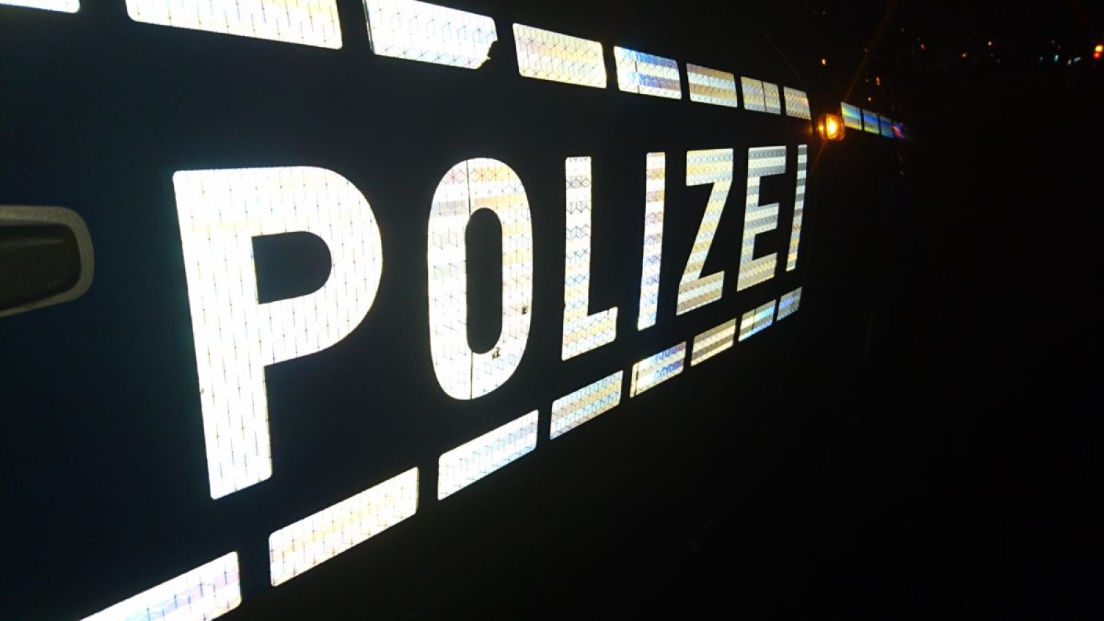 Unfall mit drei Beteiligen Fahrzeugen in Mainz im Berufsverkehr