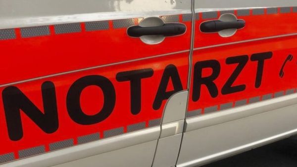 Stockstadt am Rhein: 74-jähriger Radfahrer bei Verkehrsunfall lebensgefährlich verletzt