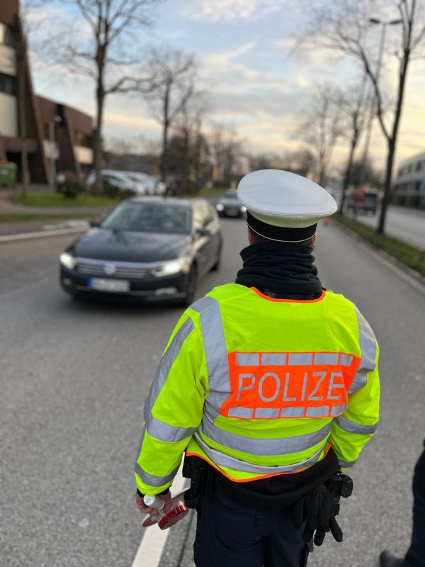 Zahlreiche Straftaten bei Verkehrskontrolle in Dillingen/Saar